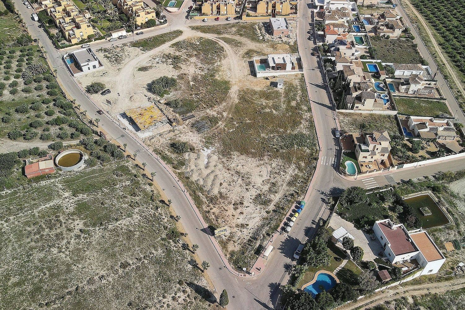 Ubebygd land til salgs i Los Gallardos - € 43 000 (Ref: 8696151)