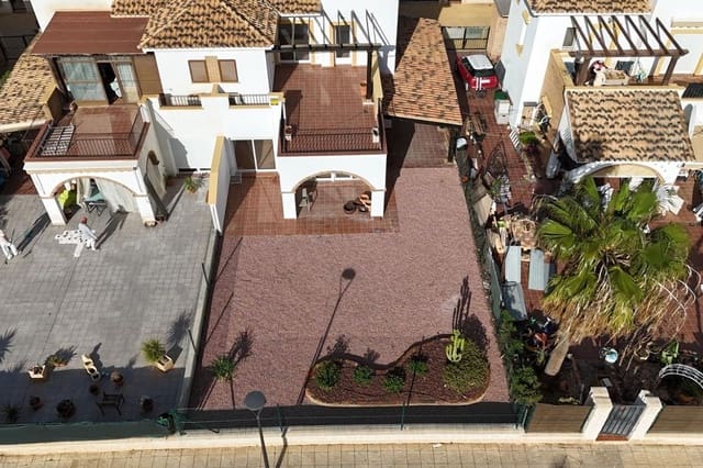 Chalet de 3 habitaciones en Vera en venta - 273.000 € (Ref: 8717016)