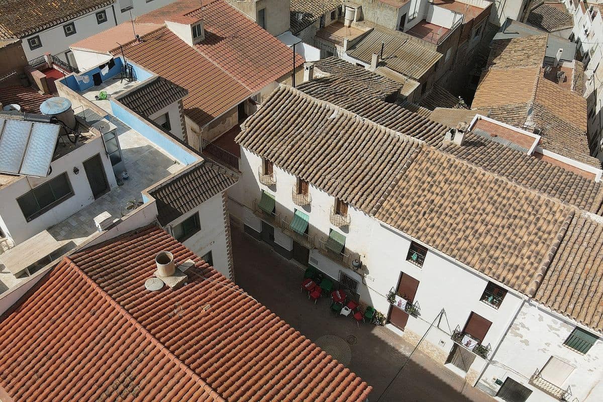 8 soveværelse Byhus til salg i Albanchez - € 149.000 (Ref: 8717018)