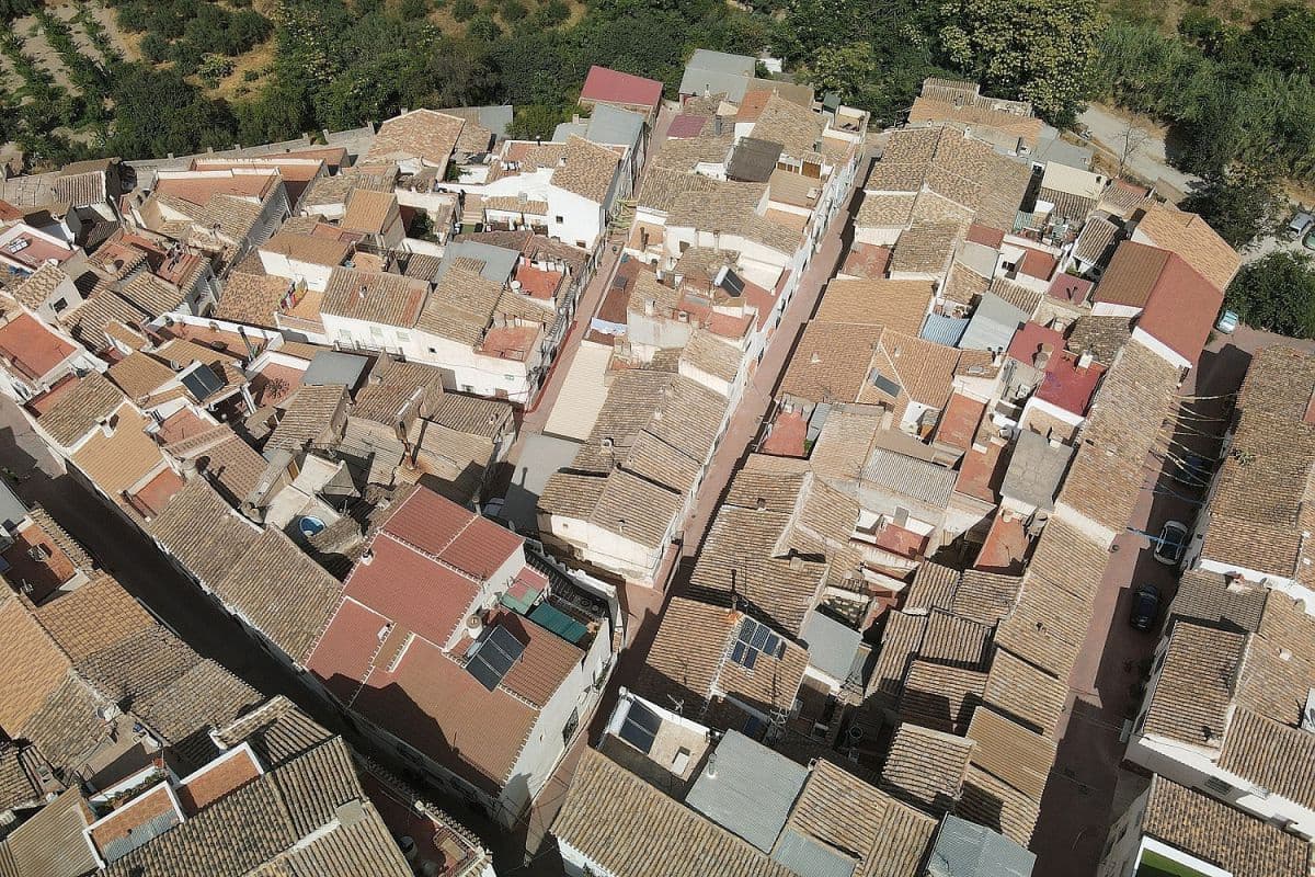 8 soveværelse Byhus til salg i Albanchez - € 149.000 (Ref: 8717018)