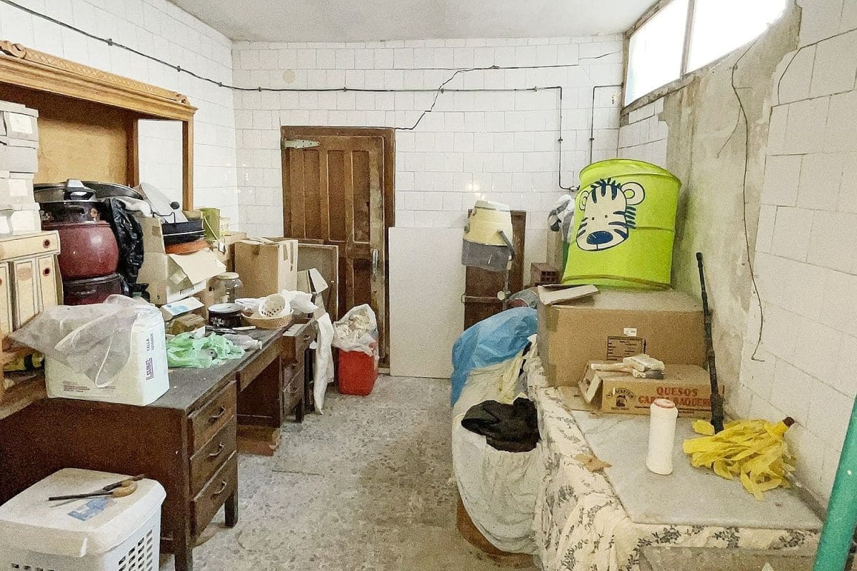 8 soveværelse Byhus til salg i Albanchez - € 149.000 (Ref: 8717018)