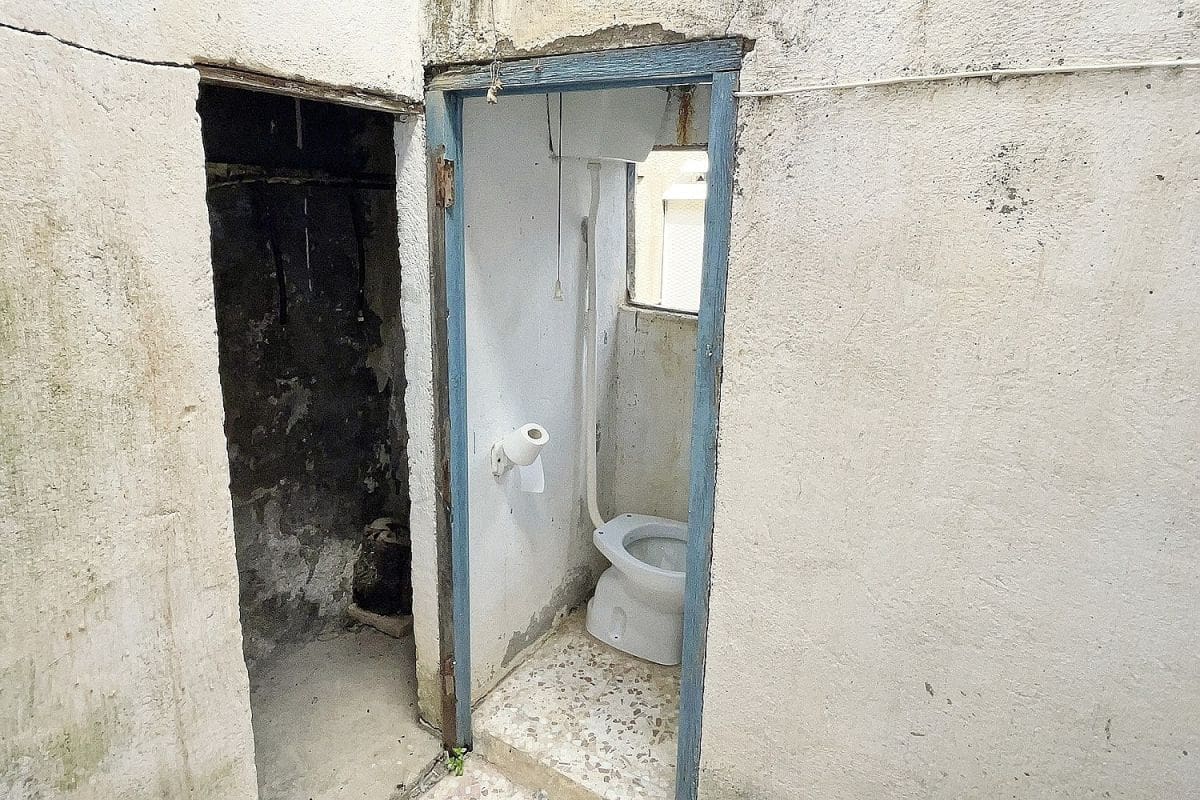 8 soveværelse Byhus til salg i Albanchez - € 149.000 (Ref: 8717018)