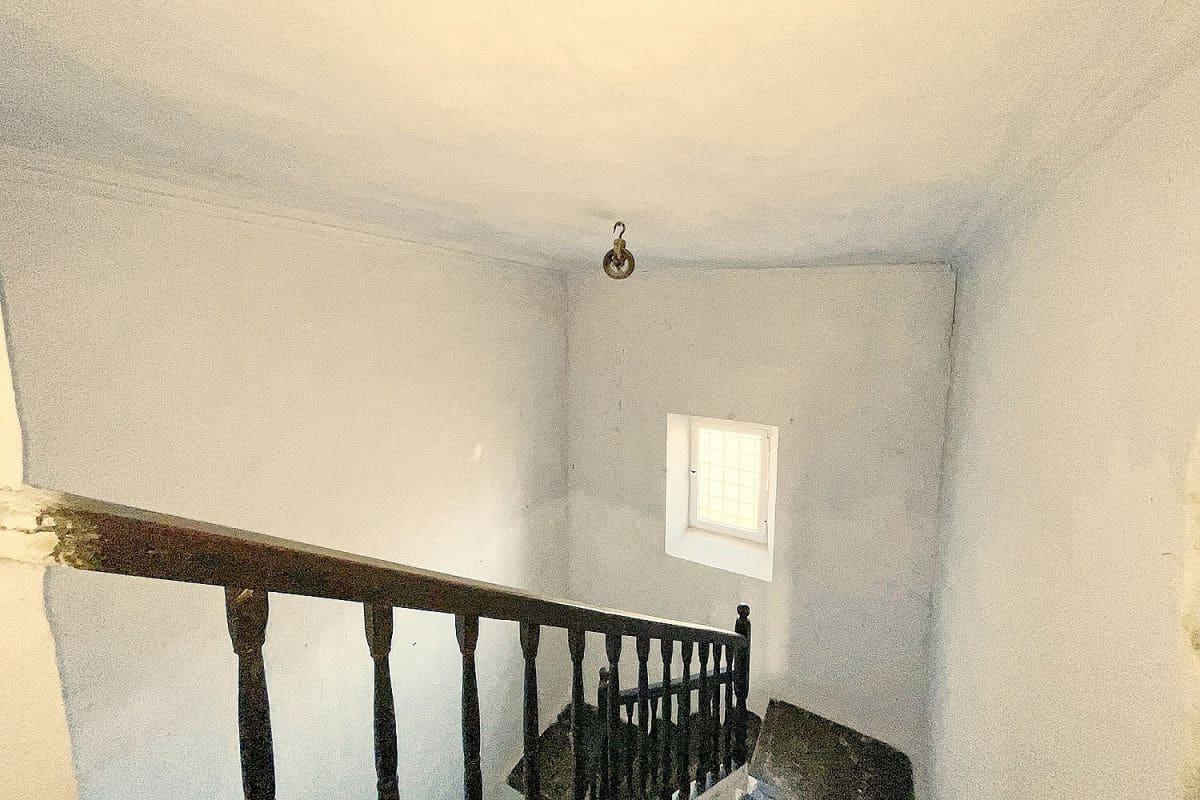 8 soveværelse Byhus til salg i Albanchez - € 149.000 (Ref: 8717018)