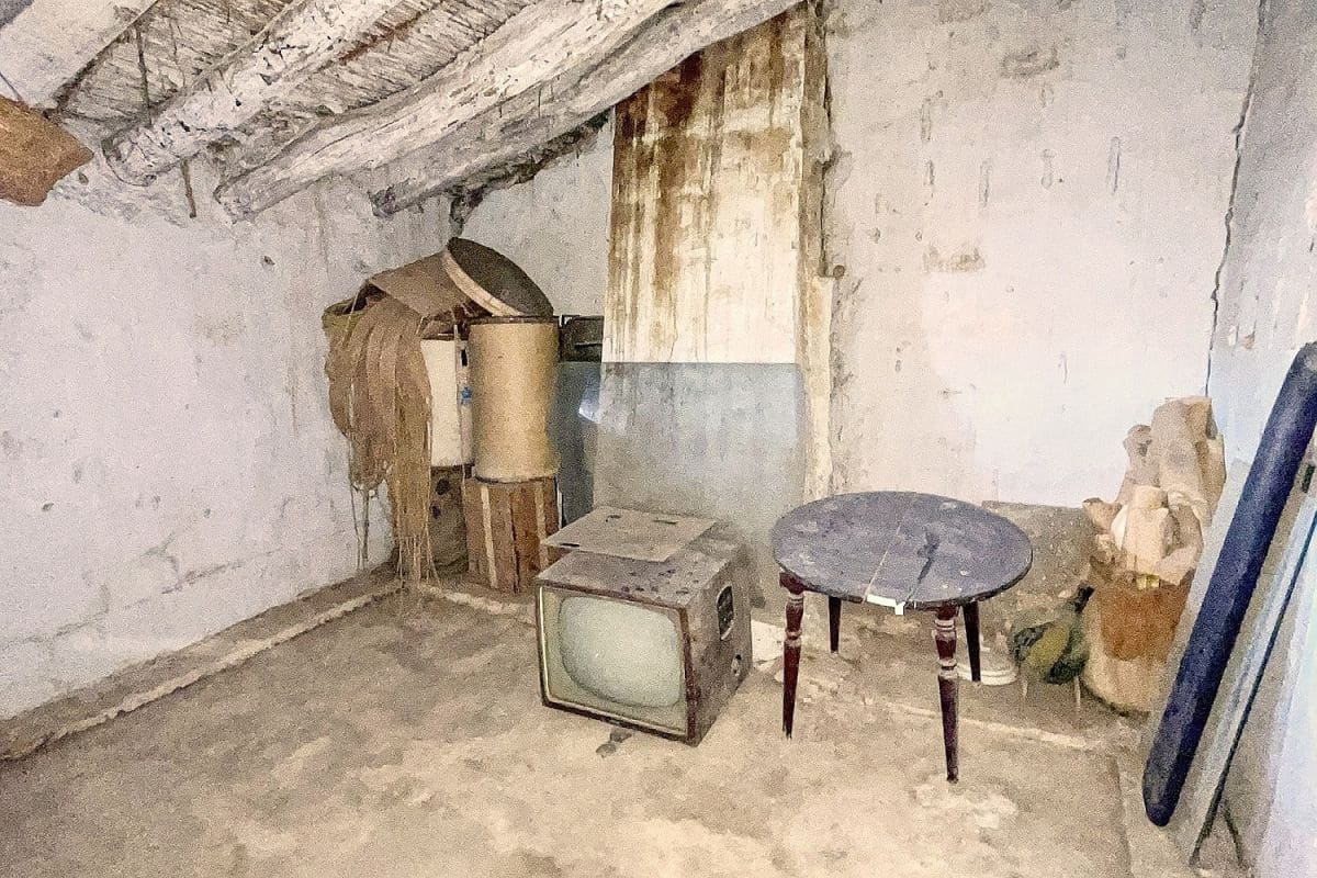 8 soveværelse Byhus til salg i Albanchez - € 149.000 (Ref: 8717018)