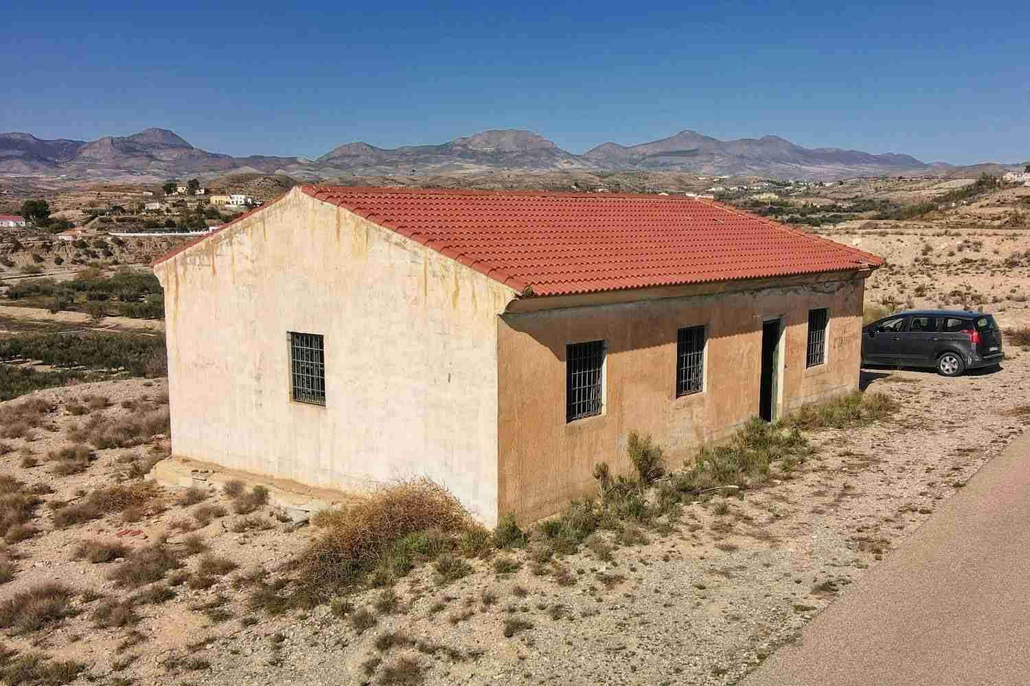 2 slaapkamer Villa te koop in Albox - € 43.500 (Ref: 9001933)