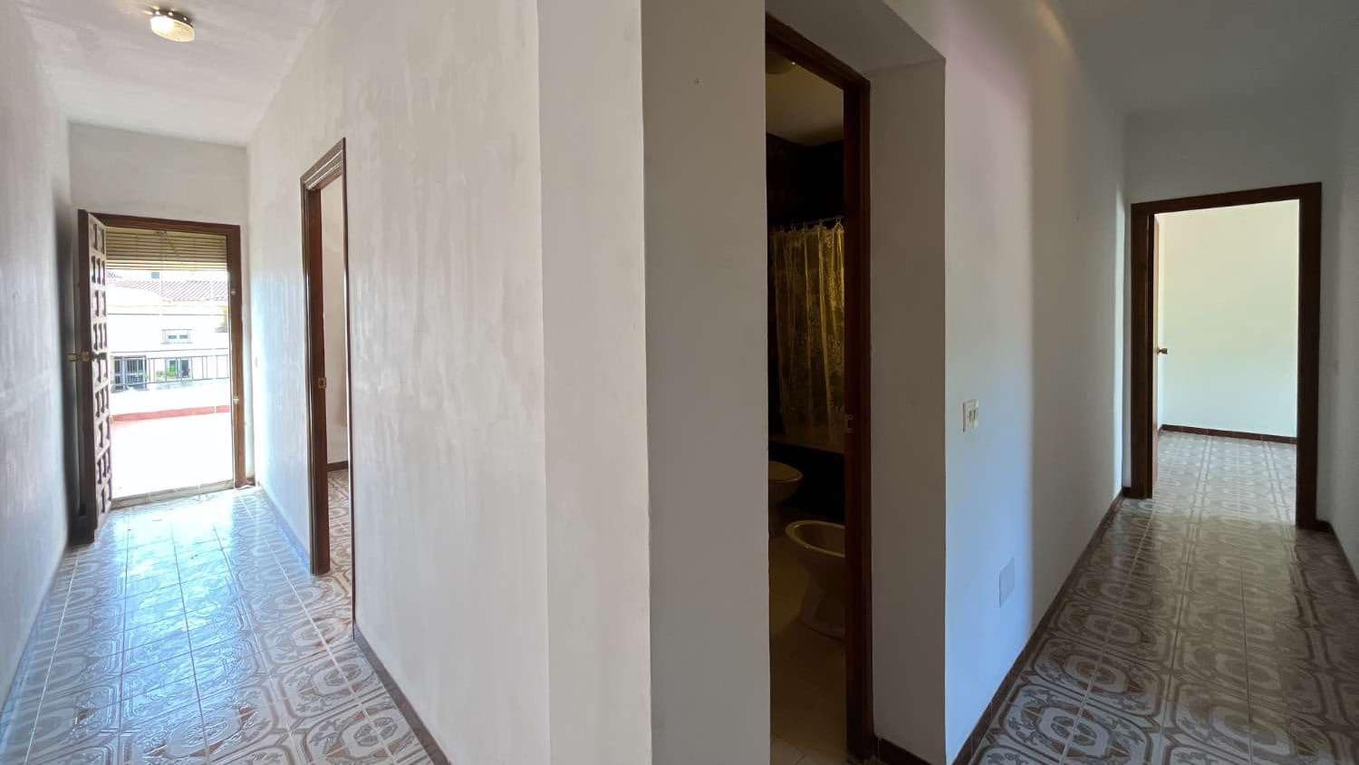 5 soveværelse Byhus til salg i Cuevas del Almanzora - € 113.000 (Ref: 9170043)