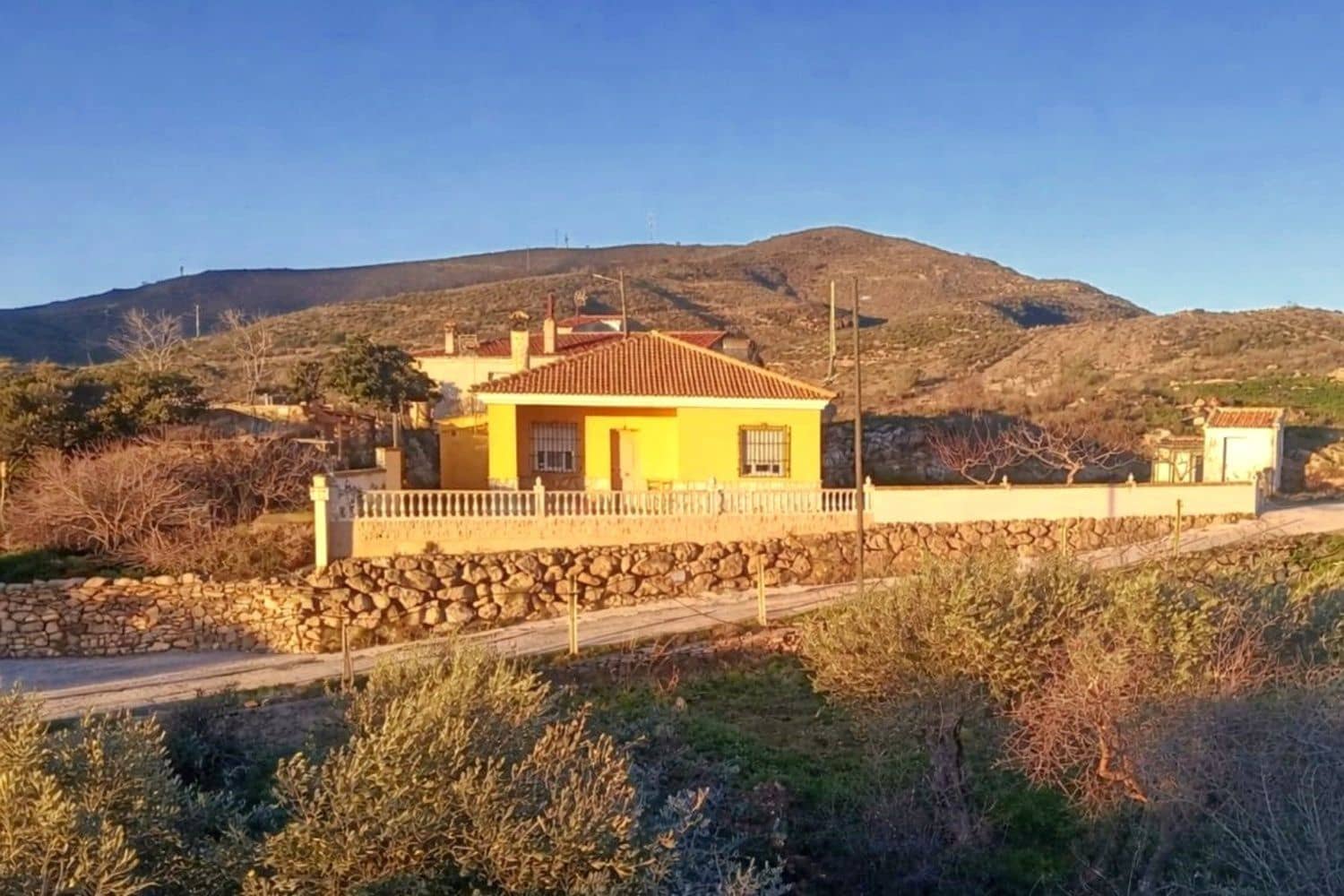 3 makuuhuone Huvila myytävänä paikassa Lubrin - 115 000 € (Ref: 9598693)