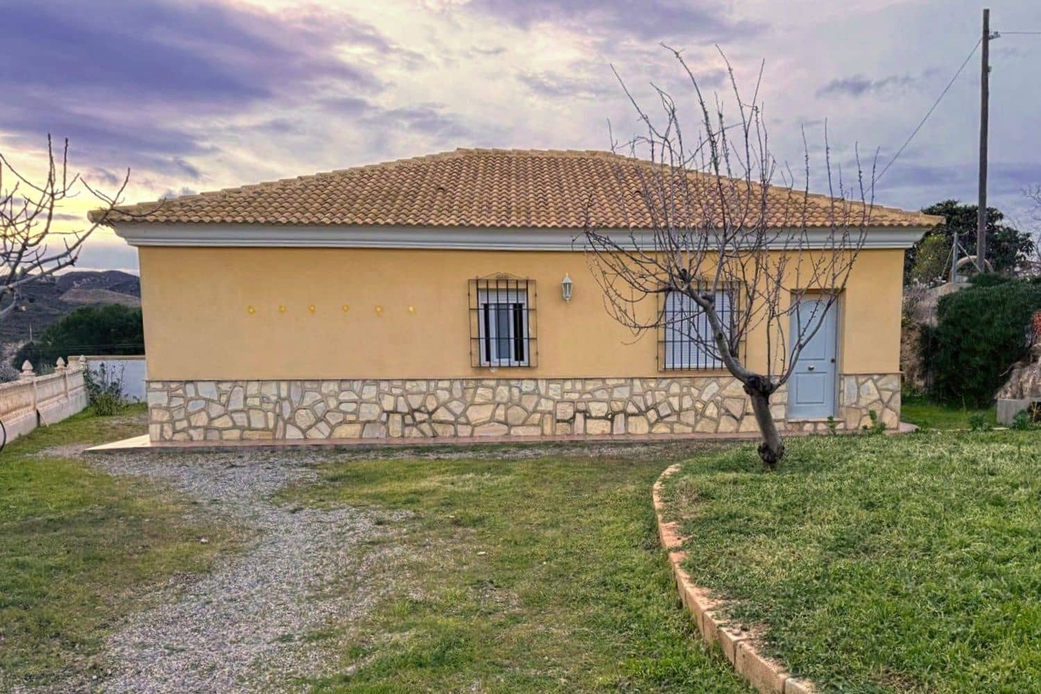 3 makuuhuone Huvila myytävänä paikassa Lubrin - 115 000 € (Ref: 9598693)