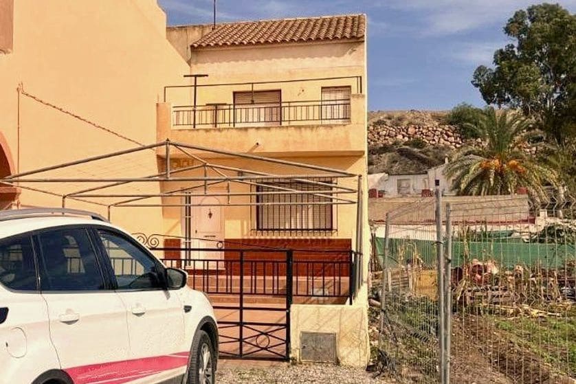 5 soveværelse Byhus til salg i Cuevas del Almanzora - € 113.000 (Ref: 9604661)