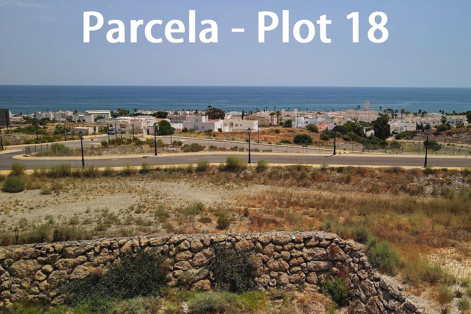 Rakentamaton maa myytävänä paikassa Mojacar - 260 000 € (Ref: 9604674)