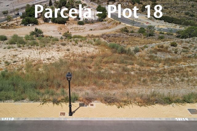 Rakentamaton maa myytävänä paikassa Mojácar - 260 000 € (Ref: 9604674)