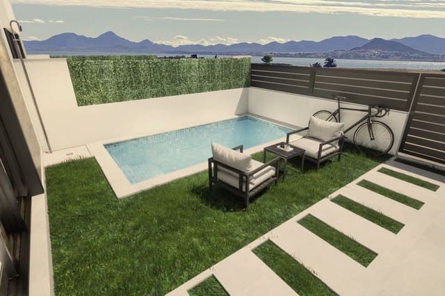 Chalet de 3 habitaciones en Centro, Los Alcázares en venta - 435.142 € (Ref: 9655749)