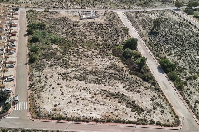 Grunde uden byggetilladelser til salg i Los Gallardos - € 60.000 (Ref: 9751684)