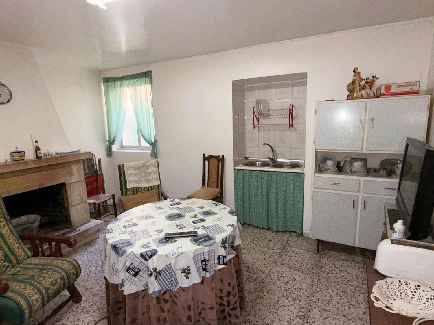 6 soverom Hus til salgs i Oria - € 143 000 (Ref: 9819993)