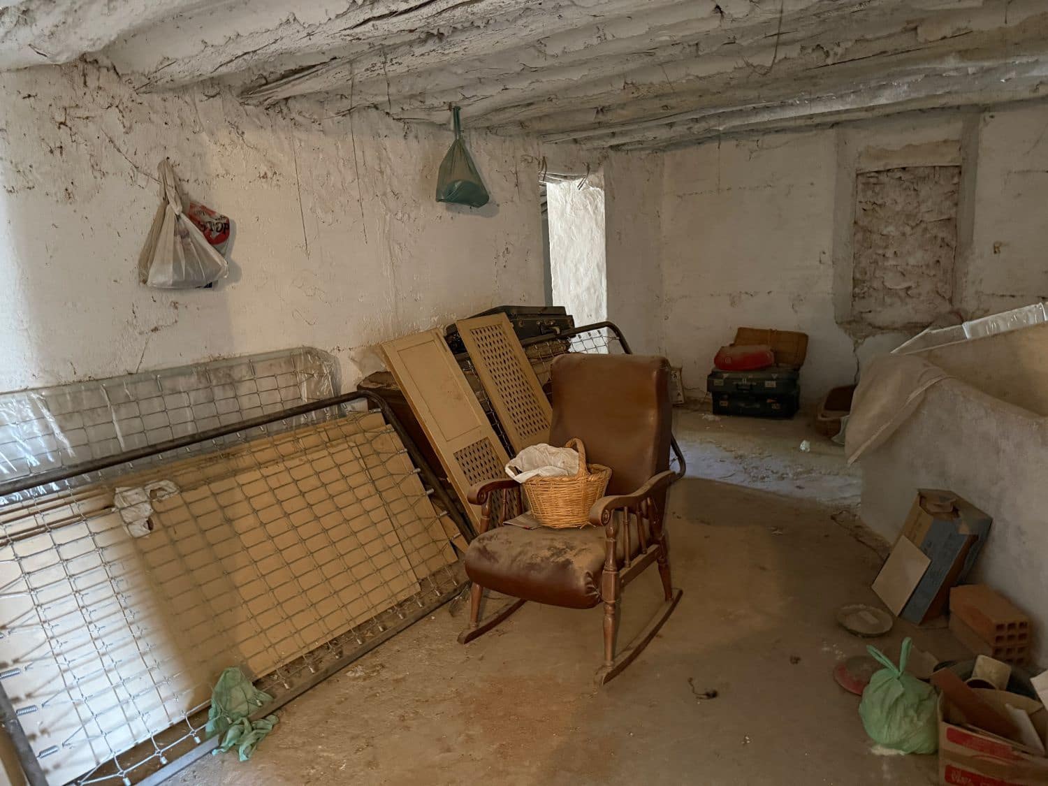 6 soverom Hus til salgs i Oria - € 143 000 (Ref: 9819993)