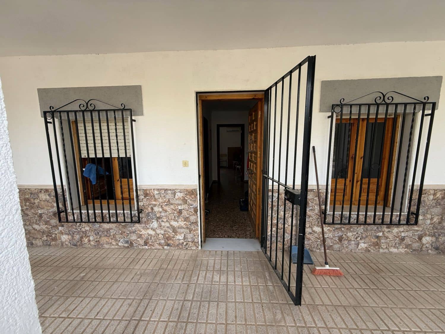 2 bedroom Villa for sale in Oria - € 125,000 (Ref: 9830852)