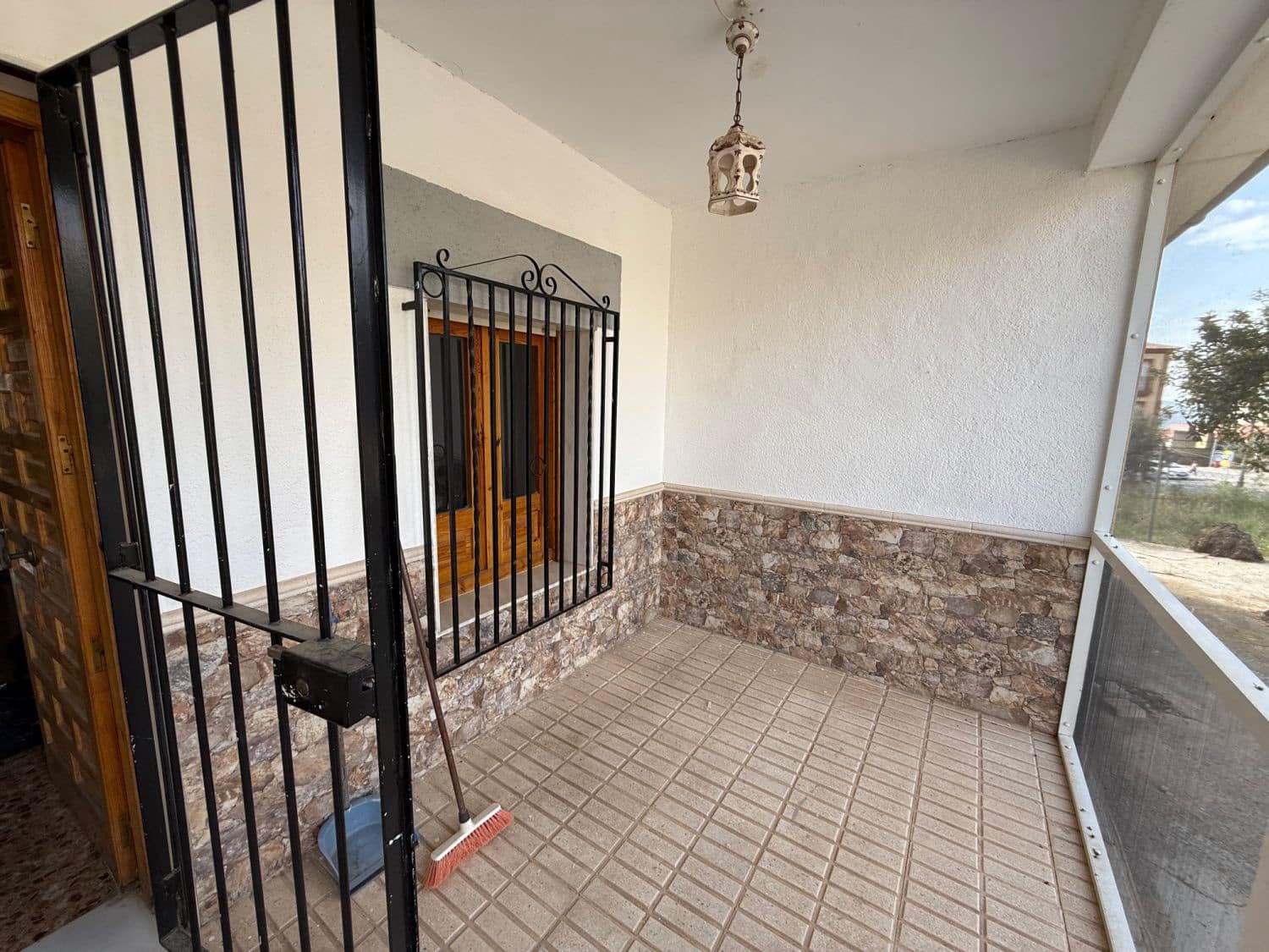 2 bedroom Villa for sale in Oria - € 125,000 (Ref: 9830852)