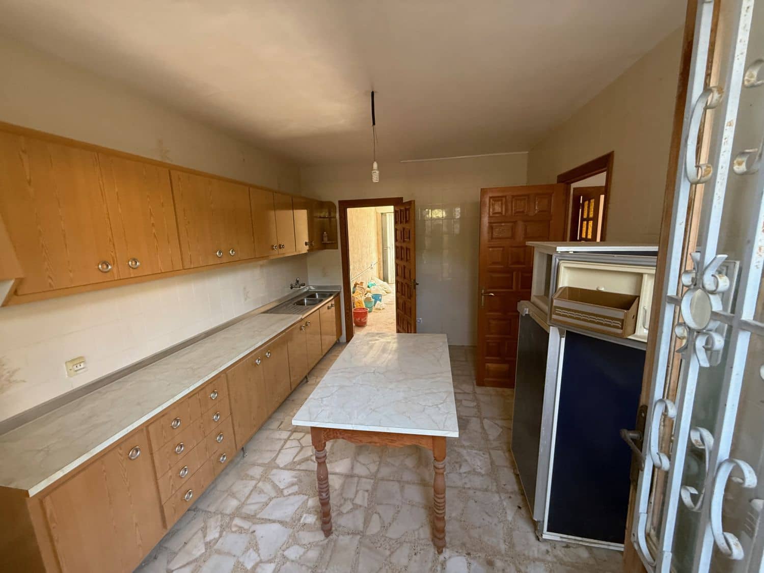 4 sovrum Hus till salu i Oria med garage - 163 000 € (Ref: 9830853)