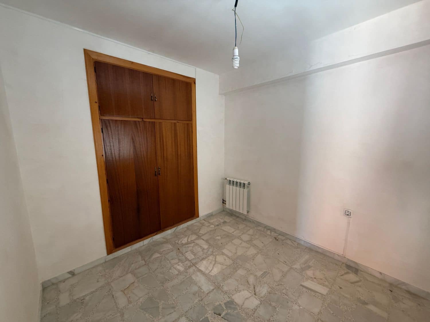 4 sovrum Hus till salu i Oria med garage - 163 000 € (Ref: 9830853)
