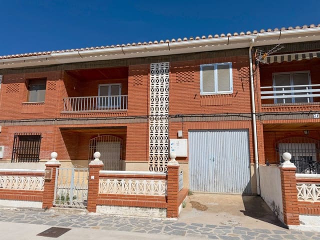 4 sovrum Hus till salu i Oria med garage - 163 000 € (Ref: 9830853)