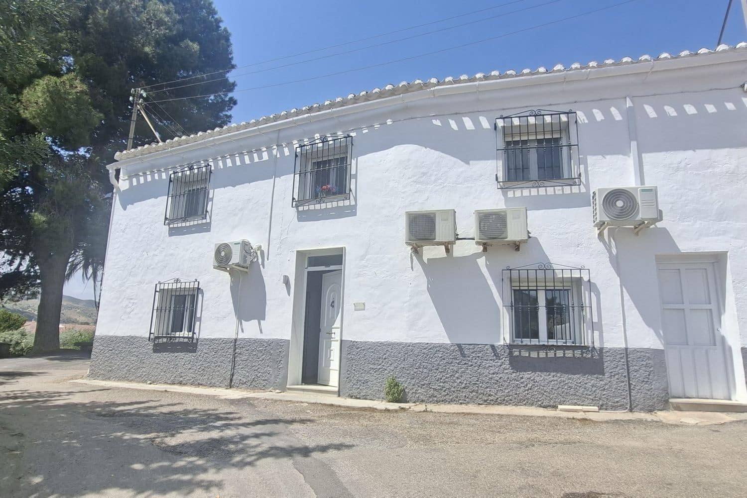 5 bedroom Finca/Country House for sale in Arboleas with garage - € 264,995 (Ref: 9875766)