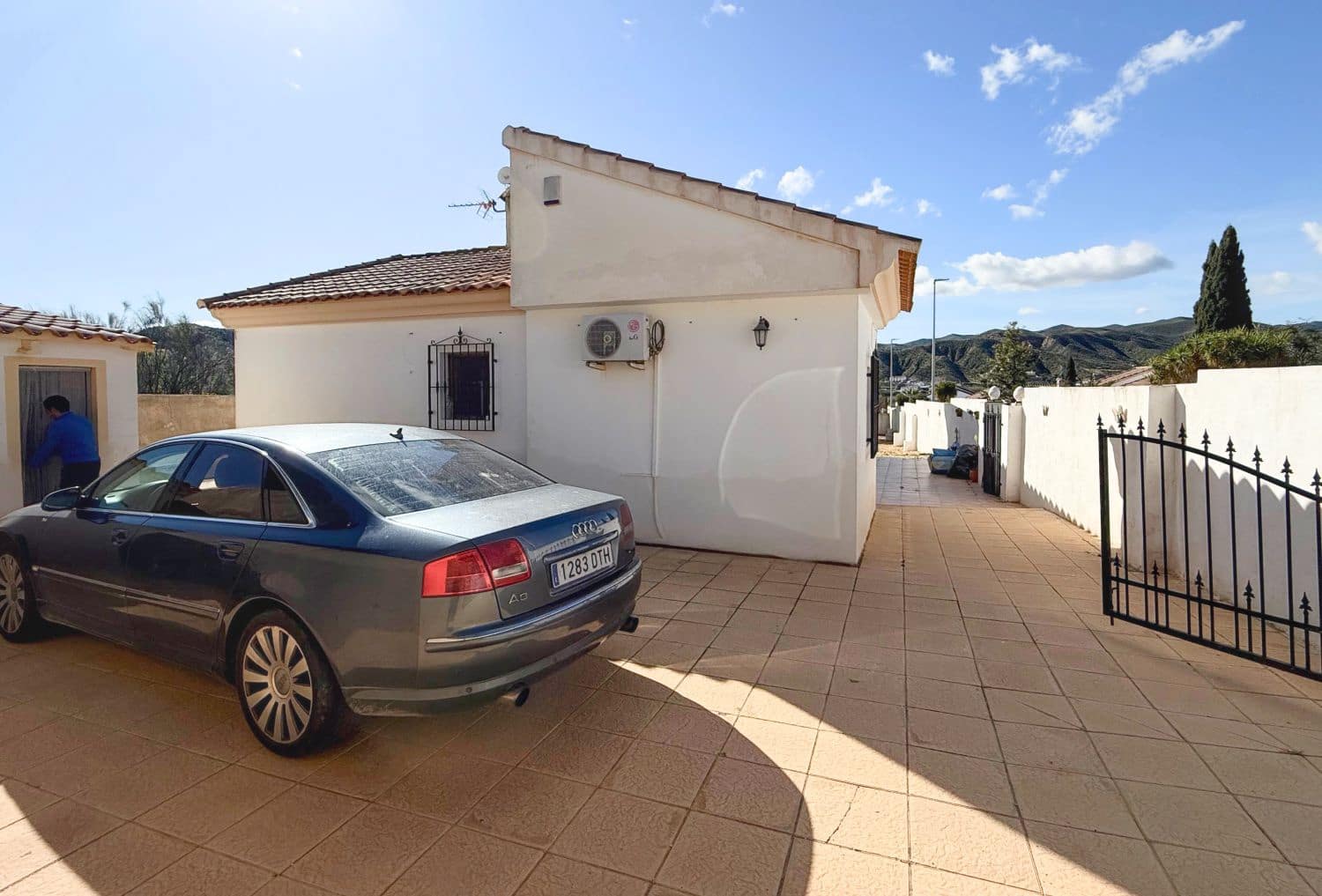 4 bedroom Villa for sale in Arboleas - € 210,000 (Ref: 9893799)