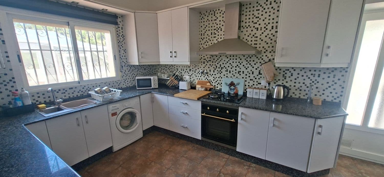 4 bedroom Finca/Country House for sale in Velez-Rubio with pool garage - € 349,000 (Ref: 9937582)