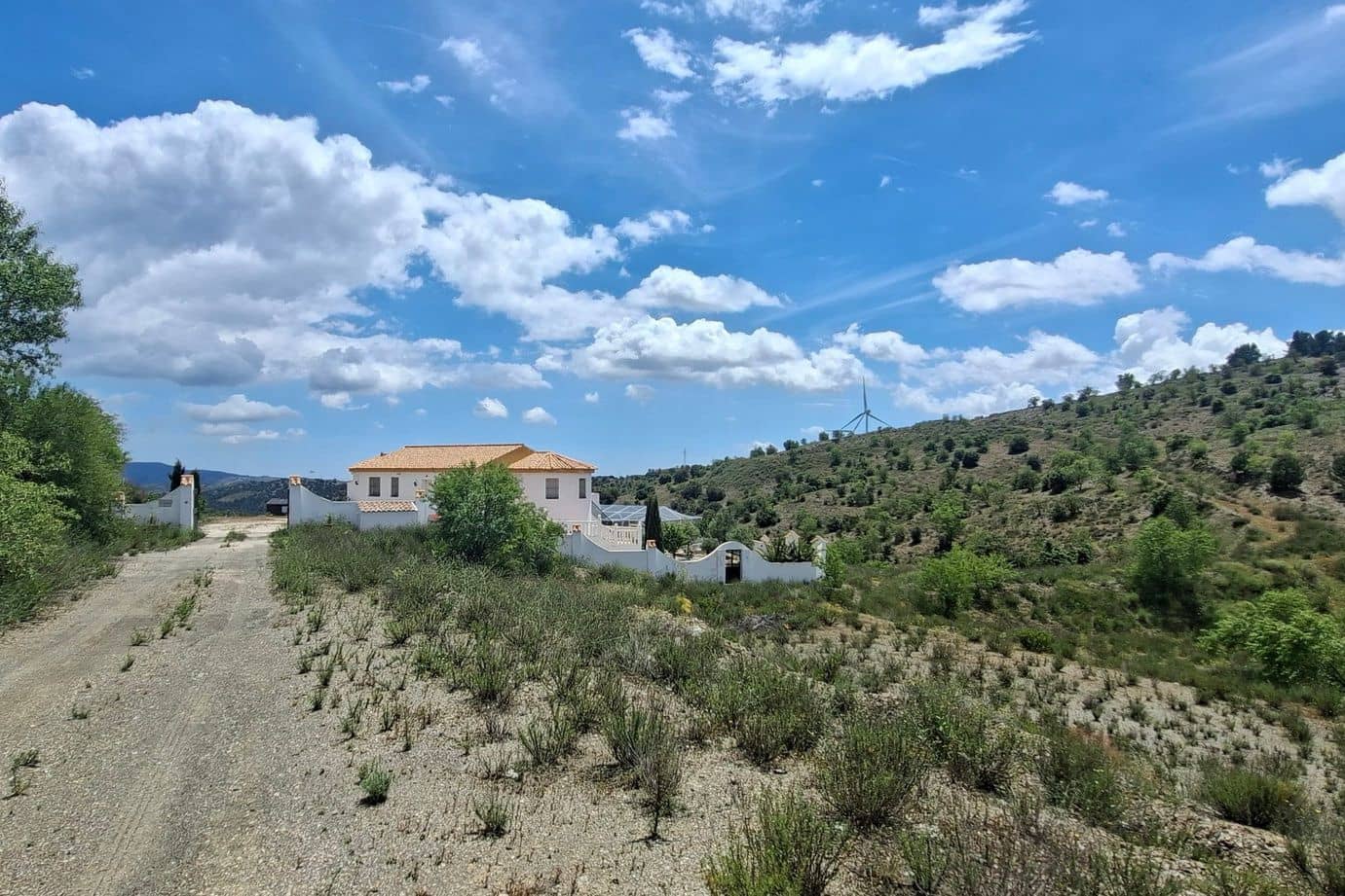 4 bedroom Finca/Country House for sale in Velez-Rubio with pool garage - € 349,000 (Ref: 9937582)
