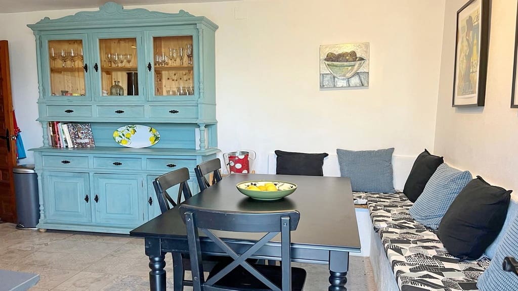 4 sypialnia Finka/Dom wiejski na sprzedaż w Iznajar z basenem garażem - 375 000 € (Ref: 10033314)