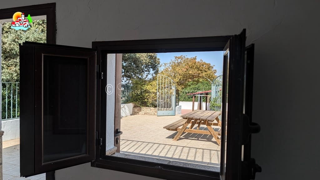 5 sypialnia Finka/Dom wiejski na sprzedaż w Iznajar z basenem garażem - 445 000 € (Ref: 10033339)