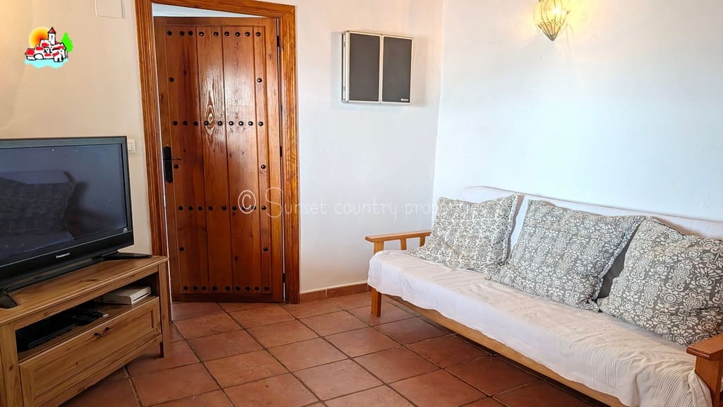 5 sypialnia Finka/Dom wiejski na sprzedaż w Iznajar z basenem garażem - 445 000 € (Ref: 10033339)