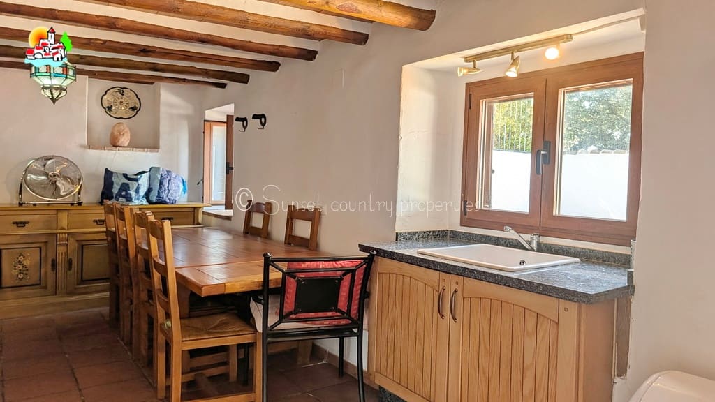 5 sypialnia Finka/Dom wiejski na sprzedaż w Iznajar z basenem garażem - 445 000 € (Ref: 10033339)