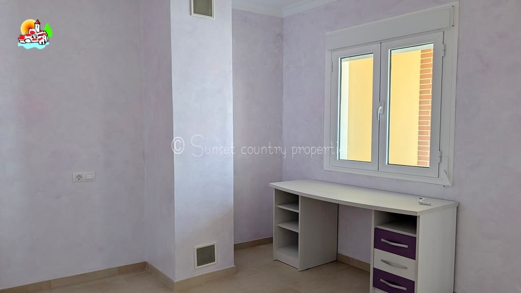 3 chambre Villa/Maison Mitoyenne à vendre à Iznajar avec garage - 252 500 € (Ref: 10033361)