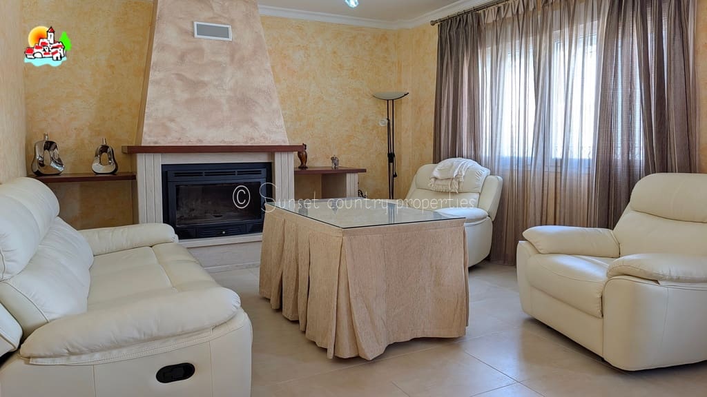 3 chambre Villa/Maison Mitoyenne à vendre à Iznajar avec garage - 252 500 € (Ref: 10033361)