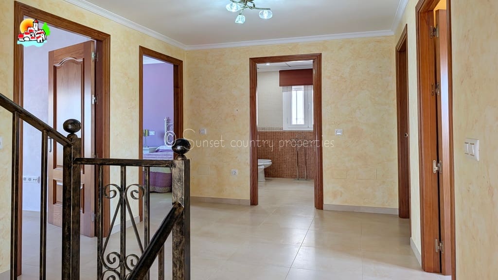 3 chambre Villa/Maison Mitoyenne à vendre à Iznajar avec garage - 252 500 € (Ref: 10033361)