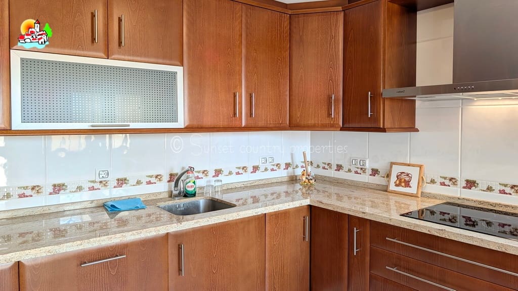 3 chambre Villa/Maison Mitoyenne à vendre à Iznajar avec garage - 252 500 € (Ref: 10033361)