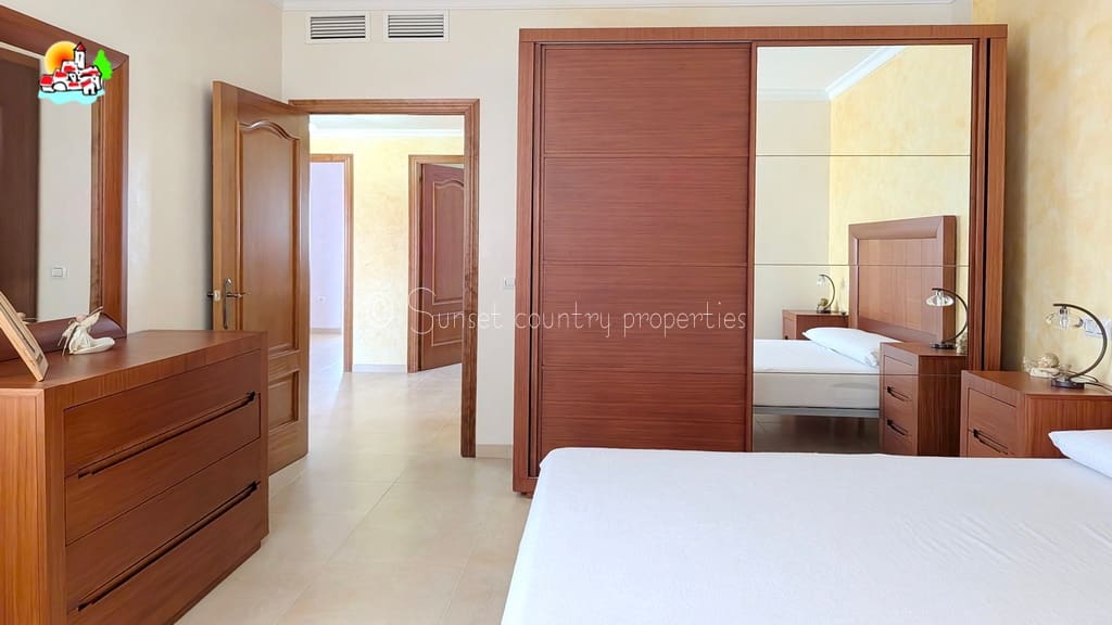 3 chambre Villa/Maison Mitoyenne à vendre à Iznajar avec garage - 252 500 € (Ref: 10033361)