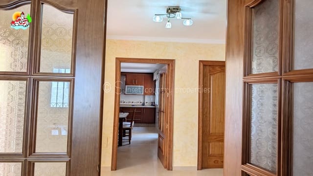 3 chambre Villa/Maison Mitoyenne à vendre à Iznájar avec garage - 252 500 € (Ref: 10033361)
