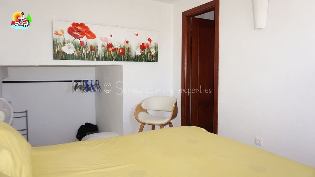 6 sypialnia Finka/Dom wiejski na sprzedaż w Iznajar z basenem - 469 000 € (Ref: 10100999)