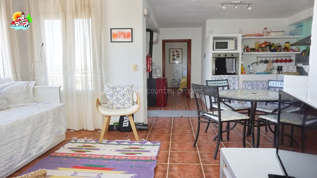 6 sypialnia Finka/Dom wiejski na sprzedaż w Iznajar z basenem - 469 000 € (Ref: 10100999)