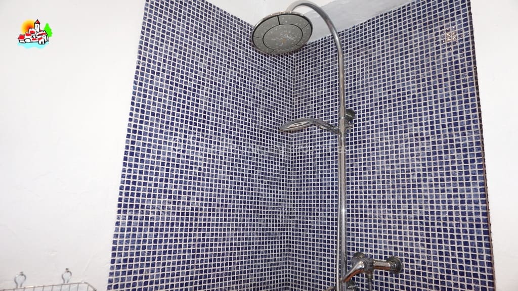 6 sypialnia Finka/Dom wiejski na sprzedaż w Iznajar z basenem - 469 000 € (Ref: 10100999)