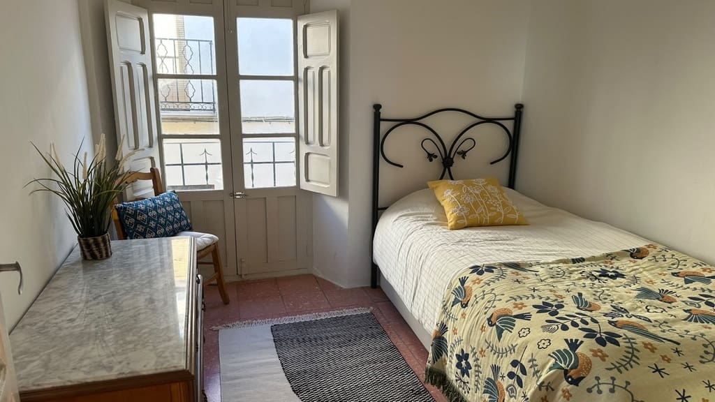 4 bedroom Townhouse for sale in Archidona - € 225,000 (Ref: 10111811)
