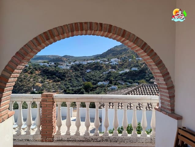 6 soverom Finca/Herregård til salgs i Fuente del Conde, Iznájar med svømmebasseng garasje - € 549 900 (Ref: 10145262)