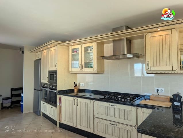 6 soverom Finca/Herregård til salgs i Fuente del Conde, Iznájar med svømmebasseng garasje - € 549 900 (Ref: 10145262)