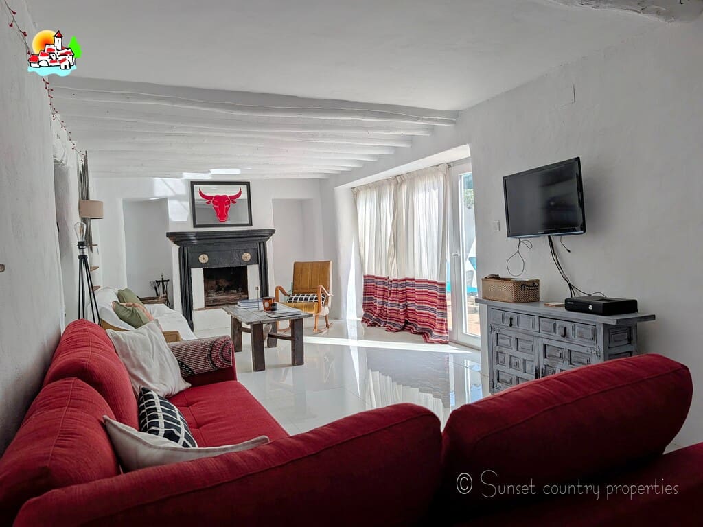 7 soverom Finca/Herregård til salgs i Ventorros de San Jose med svømmebasseng garasje - € 399 000 (Ref: 10145267)