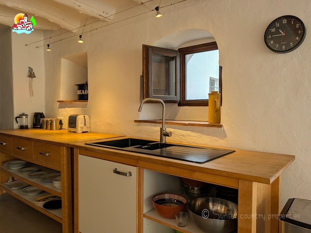 7 soverom Finca/Herregård til salgs i Ventorros de San Jose med svømmebasseng garasje - € 399 000 (Ref: 10145267)