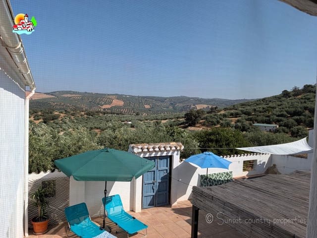 7 slaapkamer Finca/Landhuis te koop in Ventorros de San José, Loja met zwembad garage - € 399.000 (Ref: 10145267)