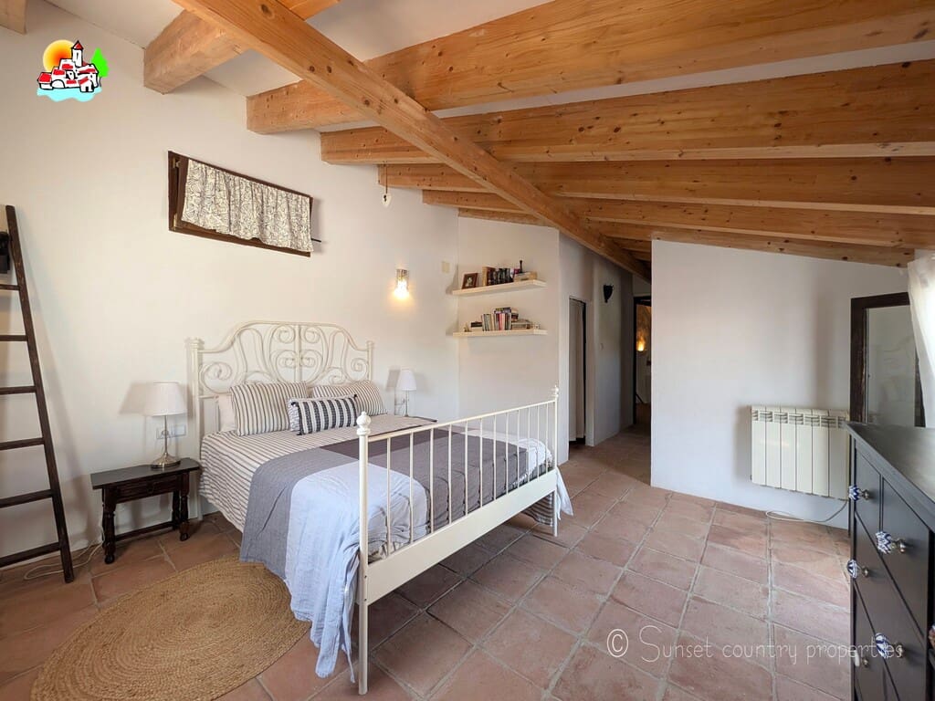 7 soverom Finca/Herregård til salgs i Ventorros de San Jose med svømmebasseng garasje - € 399 000 (Ref: 10145267)