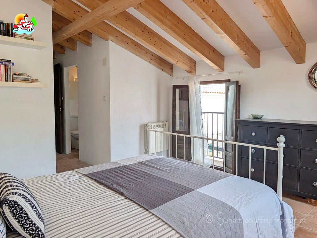 7 soverom Finca/Herregård til salgs i Ventorros de San Jose med svømmebasseng garasje - € 399 000 (Ref: 10145267)