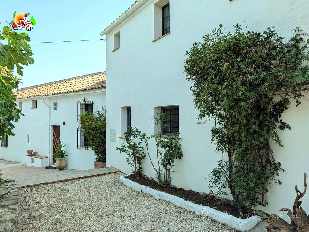 7 soverom Finca/Herregård til salgs i Ventorros de San Jose med svømmebasseng garasje - € 399 000 (Ref: 10145267)